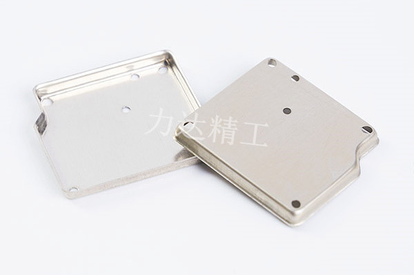 沖壓件不銹鋼屏蔽罩,沖壓件廠家,屏蔽罩模具