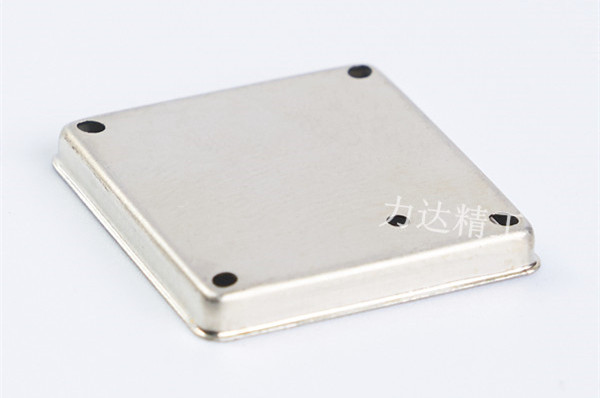 沖壓件不銹鋼屏蔽罩,沖壓件廠家,屏蔽罩模具