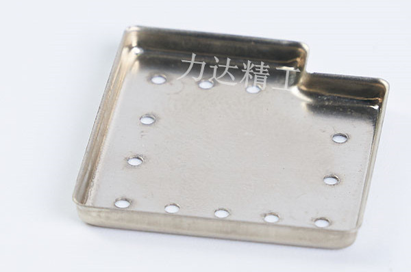 手機屏蔽罩原理