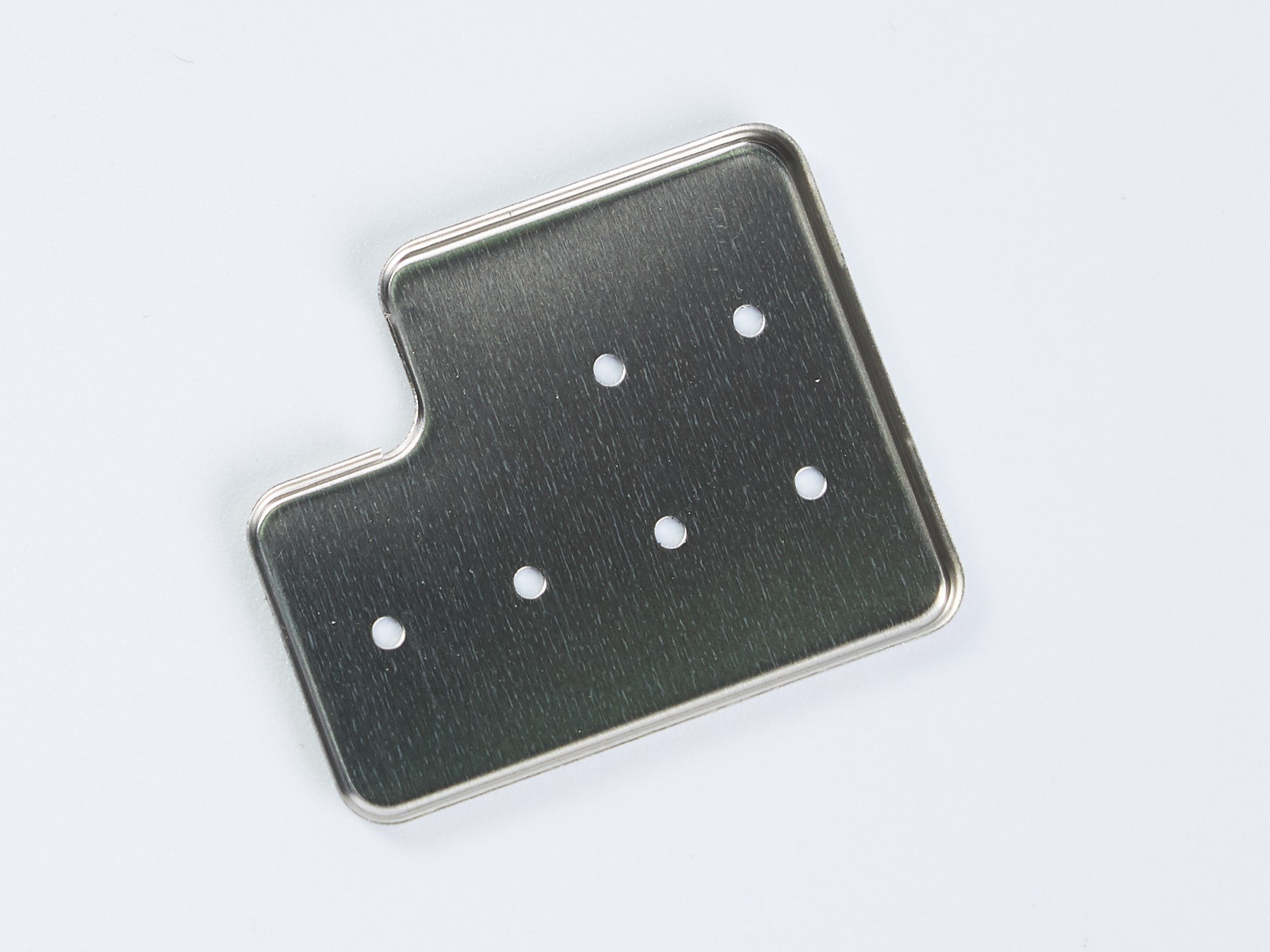 電磁屏蔽罩沖壓廠家-力達(dá)精工