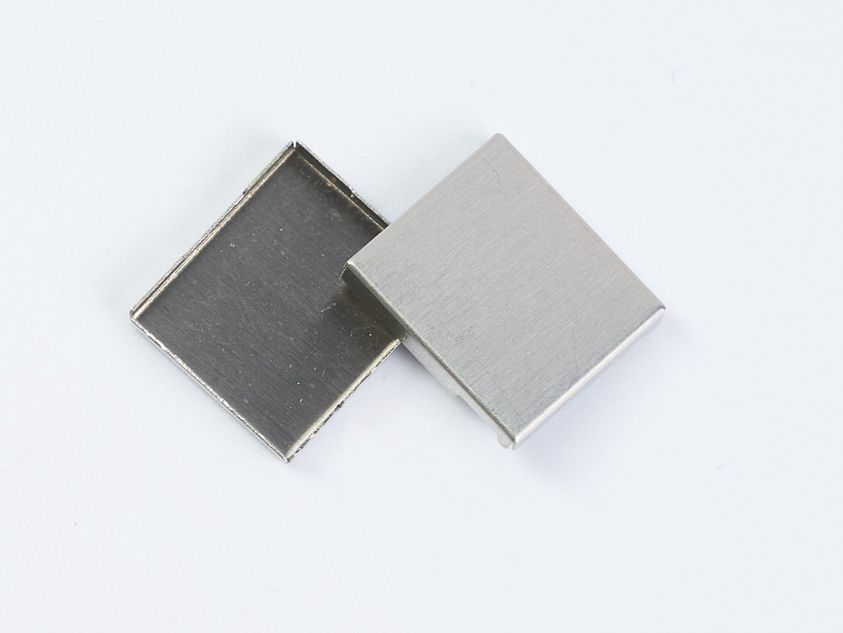 電路板pcb主板屏蔽罩設(shè)計(jì)生產(chǎn)一站式服務(wù)廠(chǎng)家-力達(dá)精工